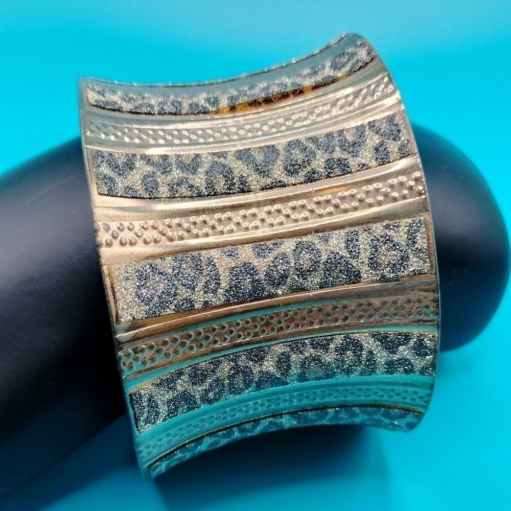 Antiqued Gold Tone Leopard Mix Pattern Chunky Fashion Cuff Bracelet 2"wide